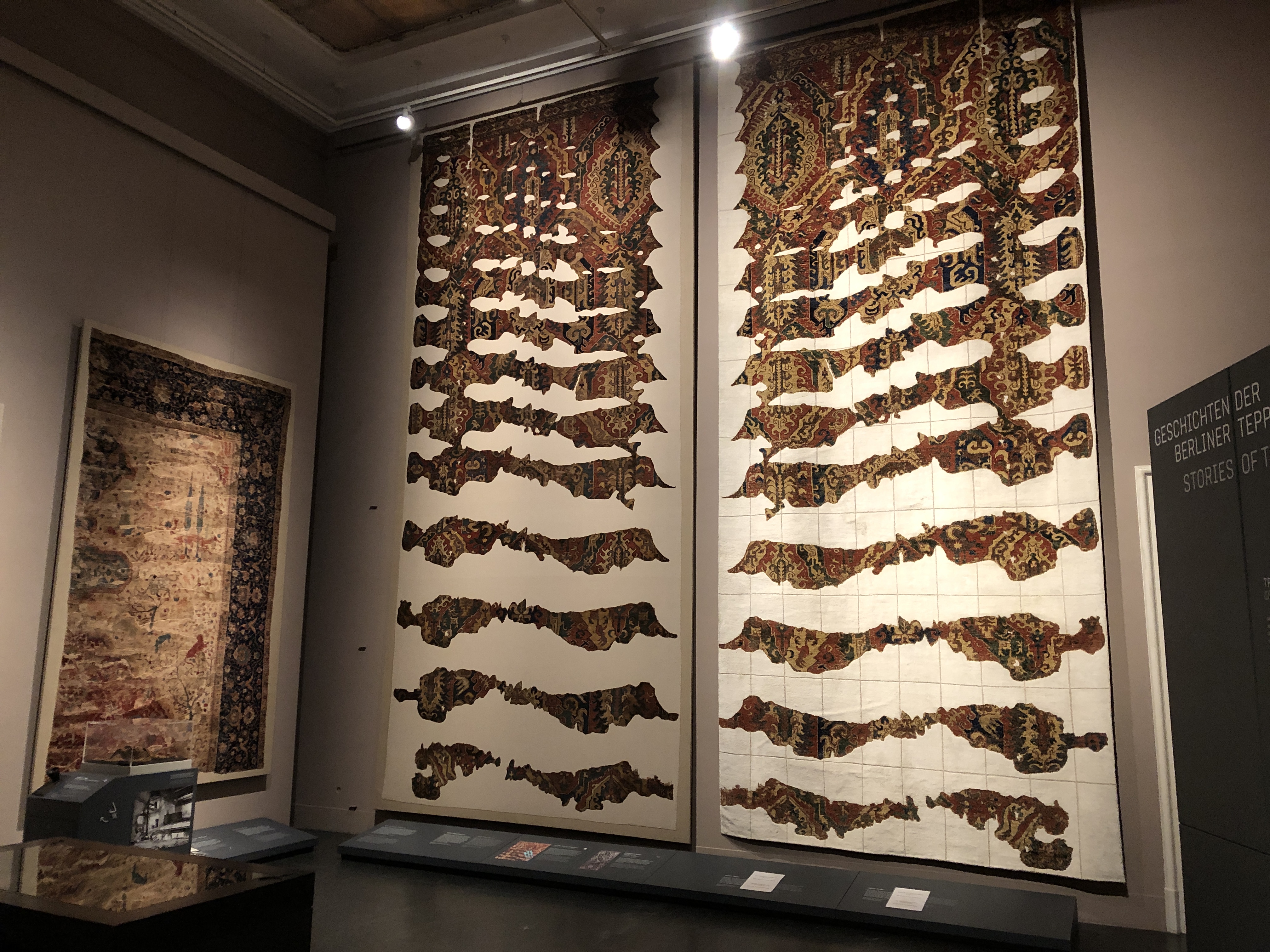 The Caucasian Dragon-Carpet and its new interpretation in the exhibition at the Museum für Islamische Kunst im Pergamonmuseum in August/September 2023